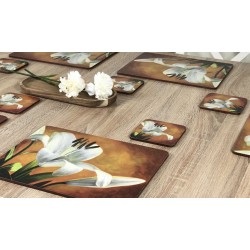 Placemats Lily Sunburst orange background, corkbacked floral design with white flowers