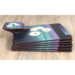 Plymouth Pottery Timeless white flowers set of 6 tablemats with coasters fanned out